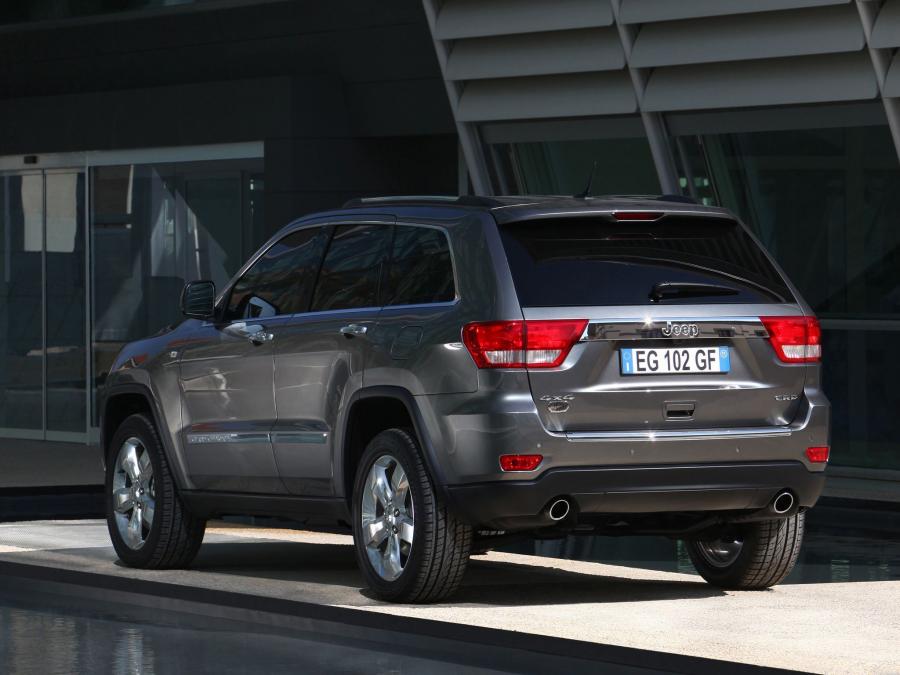  Jeep Grand Cherokee Overland Summit 2011 года  (EU) (фото 6 из 12)